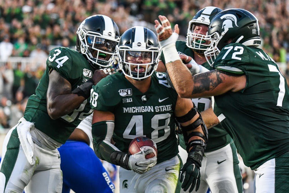 _DPETERSON10's tweet image. Extremely honored and excited to have received an offer from Michigan State University!!!! #GoGreen