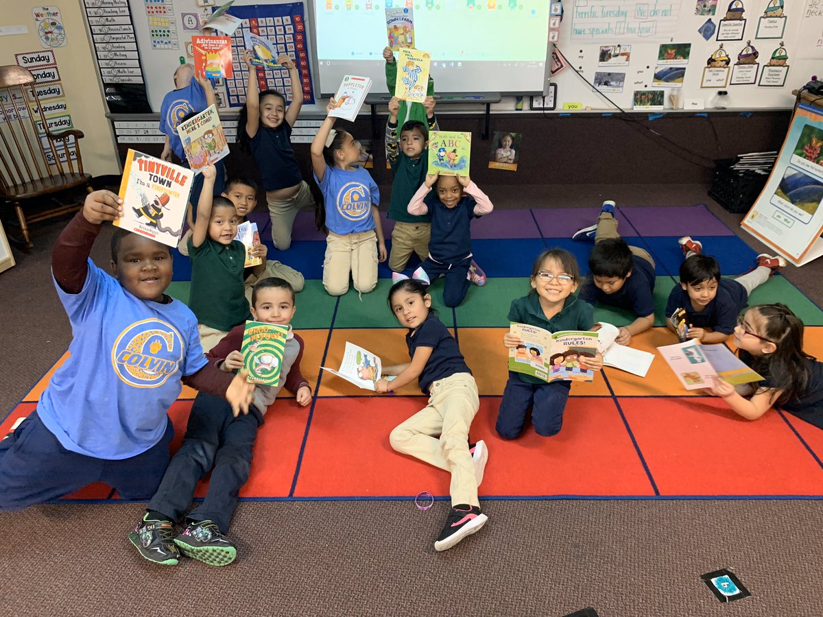 colvincougars's tweet photo. We love RIF Day!!! Thank you Rotary Club members for taking time to read to our students and providing them with a new book. 
#ColvinPRIDE😀❤️⭐️
#WPSproud https://t.co/Ya06cRGVhC