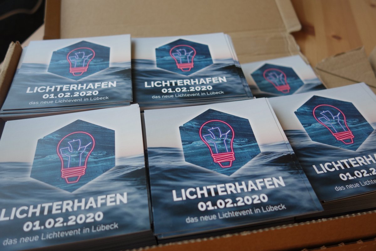 TZL_Luebeck's tweet photo. LICHTERHAFEN - 1.2.2020
Stay tuned!
https://t.co/meqMWzxdm1
#Lichterfest #Lichtmarkt #Luebeck #Dänemark #Innovationen #Startups #Trends #Licht #Illuminationen #Lichtshows https://t.co/RgsXQHCrYu