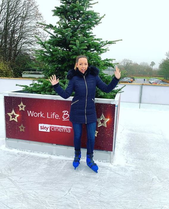 EarlyCareersSky's tweet photo. "When you #workforsky you get to go ice skating on site" - Donna Ladle. Where can you find a giant ice-rink in the middle of a campus? Sky Central.
Experience Sky Central for yourself https://t.co/paBGjlrQj2 https://t.co/A7we6yopdz