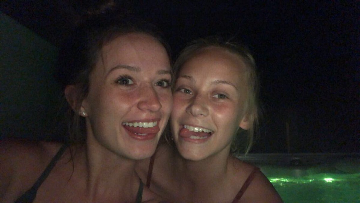 danimohr178's tweet photo. ISABEL YOURE 18!! HAPPY FRICKING BIRTHDAY!! Thanks for the laughs, cuddles, and everything you do for me!! I love you bunches!!🥳🥰 Enjoy the thread 😉@isabel_lyons_ https://t.co/0vRpic9xUp