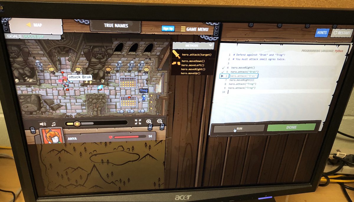 TechFmm's tweet image. Students in Ms.Calapa’s Computer Engineering class coding with CS First programming activities “Code Your Hero” and “Code Combat” in celebration of CS Ed Week. @FMMtweets @tec_fmm @fmmrobotics2019 #OntarioCodes #HourOfCode #CSFirst #CanadianLearningCode #Codeyourhero