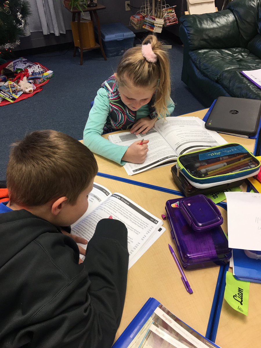 NEN2ndgrade's tweet photo. Oral reading fluency during Really Great reading time today. #investigatethetext #fluency #priorknowledge https://t.co/Hrk7i7S4Gr
