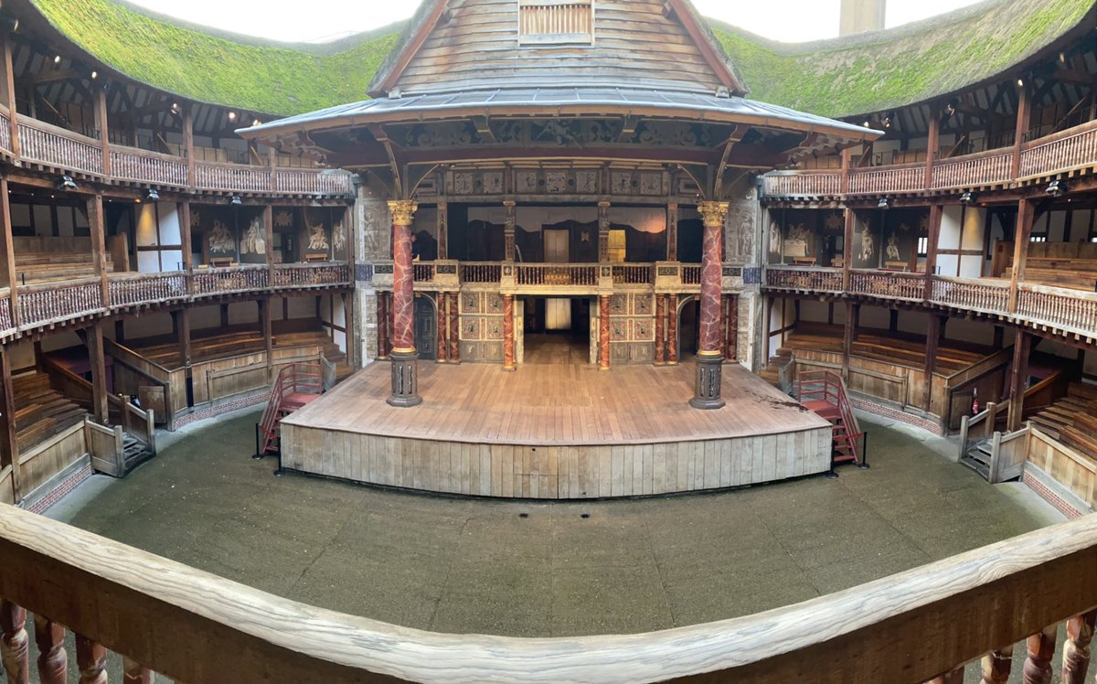 So happy to finally see <a href="/The_Globe/">Shakespeare’s Globe</a> after learning about it from the best! (<a href="/msdickstein/">Kimberly Dickstein Hughes</a>!!) p.s.- if you’re planning on touring this ~outdoor~ theatre, look at the weather forecast first 👀🌧