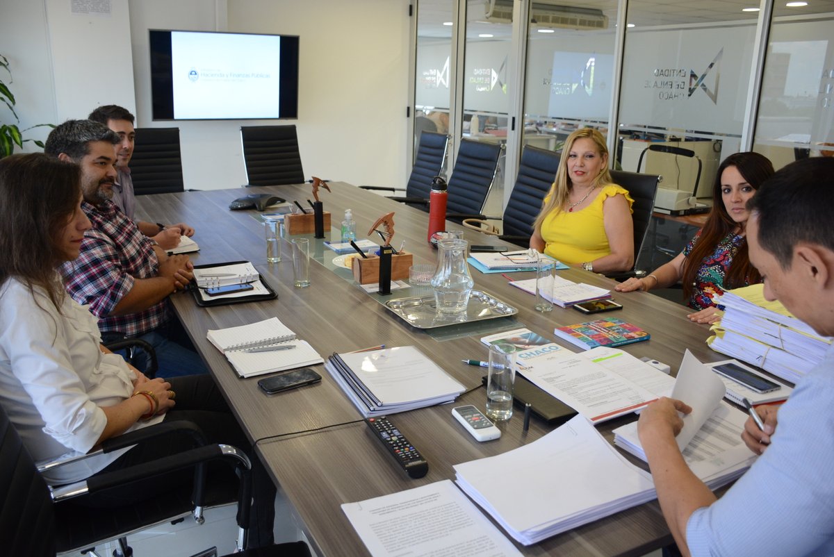 Reunión con representantes de <a href="/ChacoEcom/">ECOM</a> para definir los procedimientos administrativos y de gestión para el desarrollo del sistema de recolección de datos para el censo de productores beneficiarios potenciales del proyecto de Manejo de la Cuenca del Río de Oro