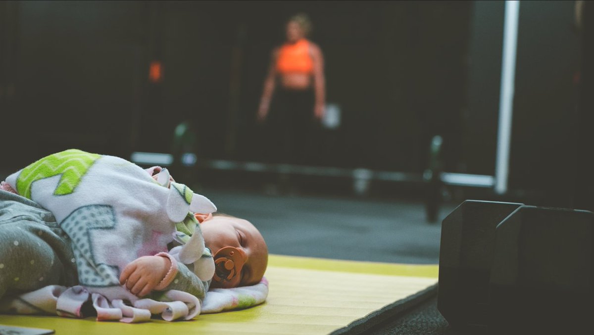 brenton_roggow's tweet image. 📸 I've grown to love taking pictures. Having an amazing wife and beautiful baby makes the process that much better. These are my #WCW through my eyes 😍😍
------
@nicole.roggow @thechestee @honoryourbarbell