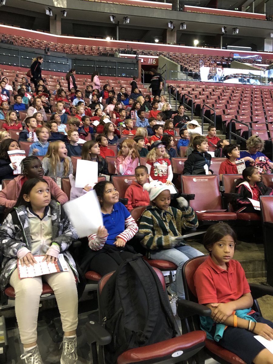 Yiselk Bell tweet media