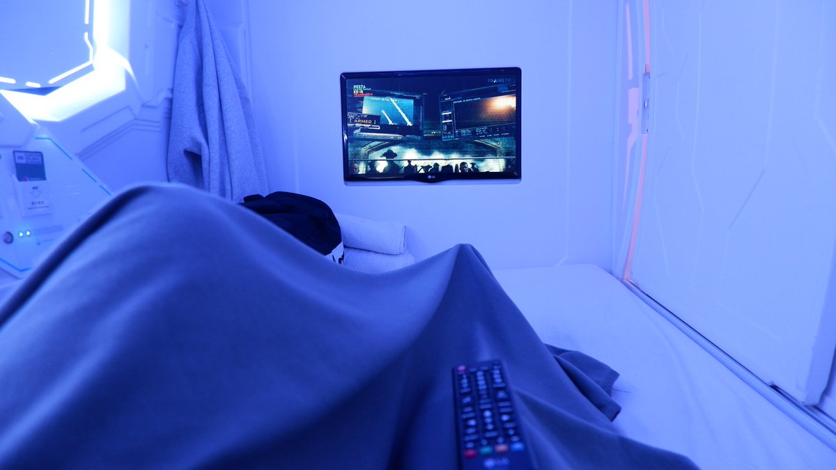 samuelchrstnn's tweet photo. Nginep ala-ala pesawat luar angkasa di Shakti Capsule Hotel Cihampelas

Booking via Bookinglokal 118k untuk 2 malem! (belum kode promo)

Yuk simak thread dari aku yang ga pinter nulis ini 👌🏻👌🏻👌🏻👌🏻 https://t.co/xf0plKwyPJ