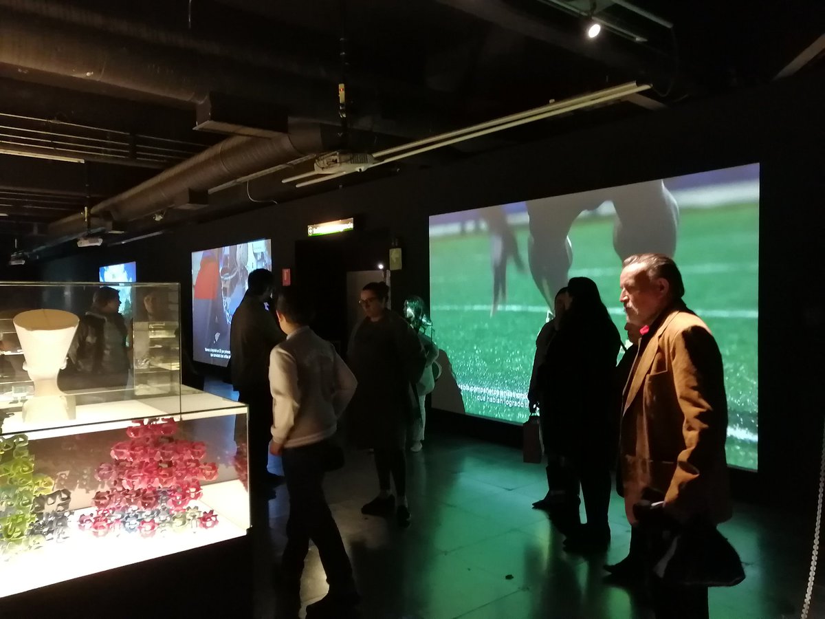 UniversumMuseo's tweet photo. En recorrido con diversos medios para anunciar la extensión de la exposición temporal #ImprimirElMundo, la fecha de salida será hasta el próximo 2 de febrero de 2020. 🤩🤩🤩
@FTelefonicaMX
@DGDCUNAM @makerbot https://t.co/S4idOD5x1E