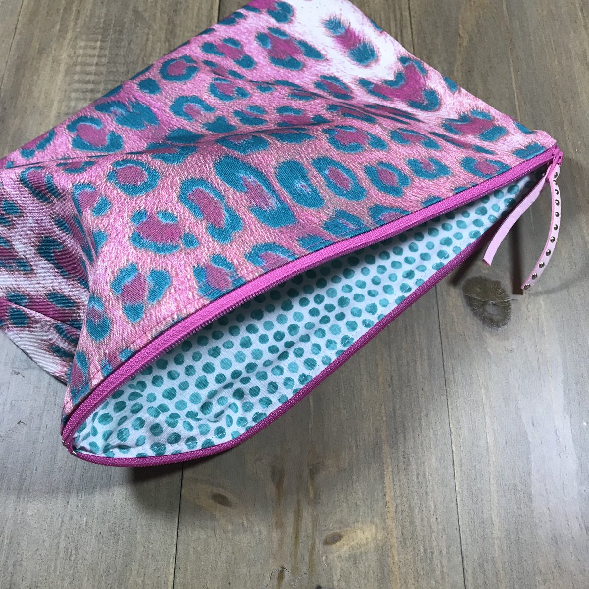 Add a little #wild 🐆 to your #Wednesday with some fun #leopard print! 💃 #ShopPP