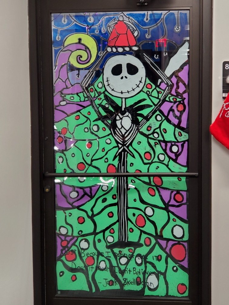 CountyCurrent's tweet image. Holiday Door Decorating Contest countycurrent.com/2019/12/11/hol…