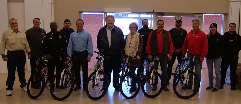 DhsUnion's tweet image. Thank you to McGee Corporation for your donation of 103 bikes to the Christmas Bureau. We are so excited for children to receives these bikes on Christmas. #ChristmasBureau