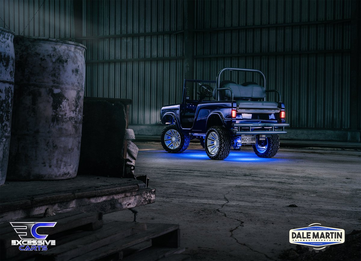 Sneak peak of this #Bronco custom built by #teamexcessivecarts  #broncoperformance  #fordoffroad #broncos #fordtrucks #fordbroncocountry #fordbroncogirls #customtrucks #broncolife #fordculture #fordnation #fordbroncodaily #broncobrotherhood #broncogolfcart #customgolfcart