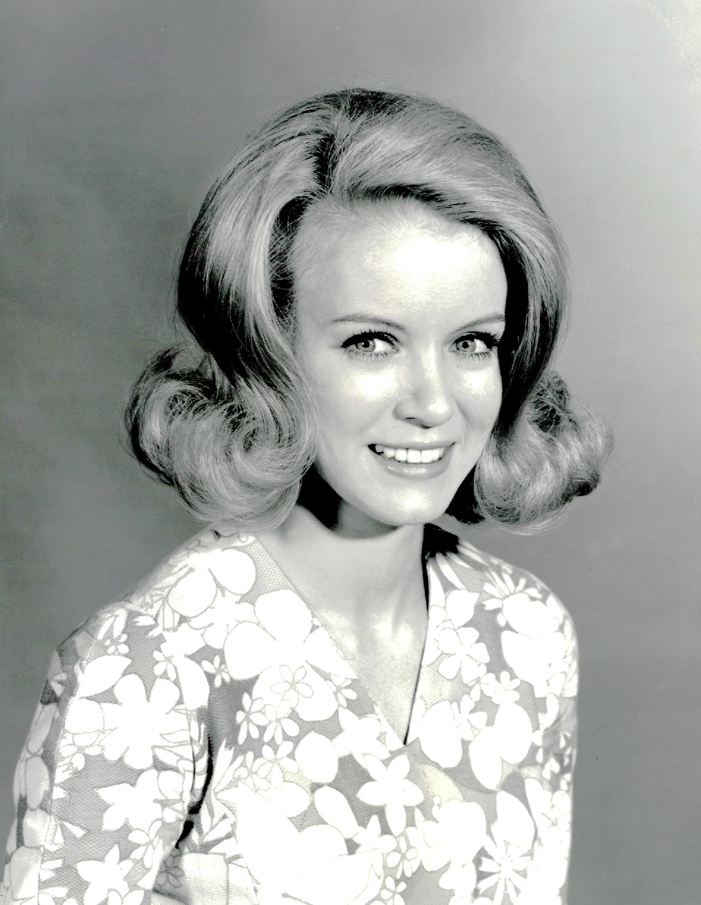 Happy birthday Donna Mills!! 