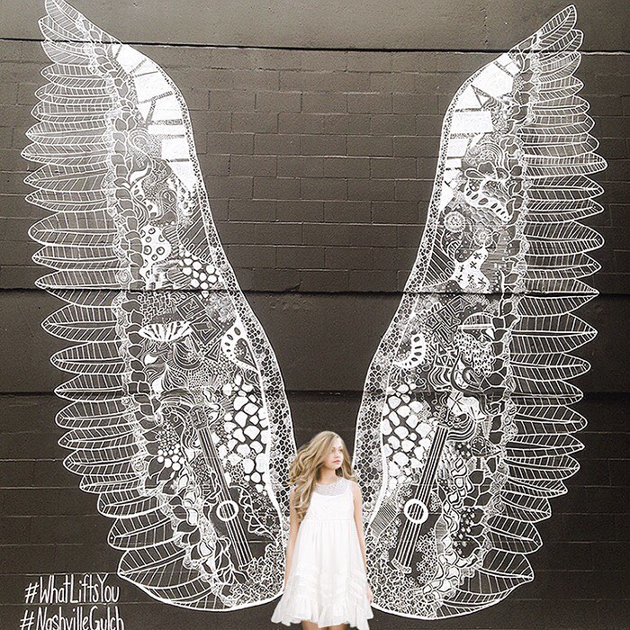 just a girl growing wings 🦋 

#nashville #kelseymontagueart