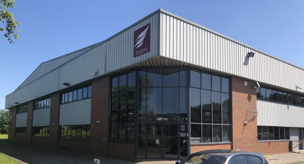 InnesEngland's tweet image. Detached #industrial unit with parking for sale or let. Well located within a secure self‐contained site at a prime #Nottingham industrial estate close to the M1. Contact @ScottAgent007 for all the info.

innes-england.com/properties/dab…