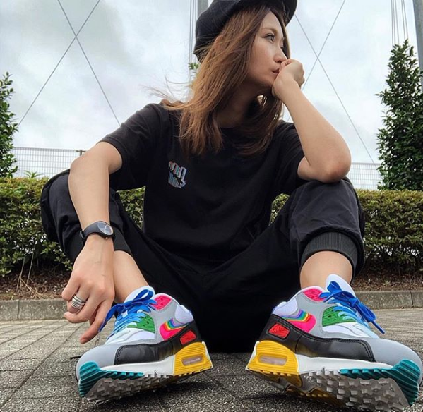 Twitter पर 女性専門スニーカーメディア スニーカーガール 今日のスニーカー女子 スニーカー女子 スニ女 スニ女子 スニーカーガール スニーカーメディア スニーカー好き Sneakergirl Sneakergirljapan