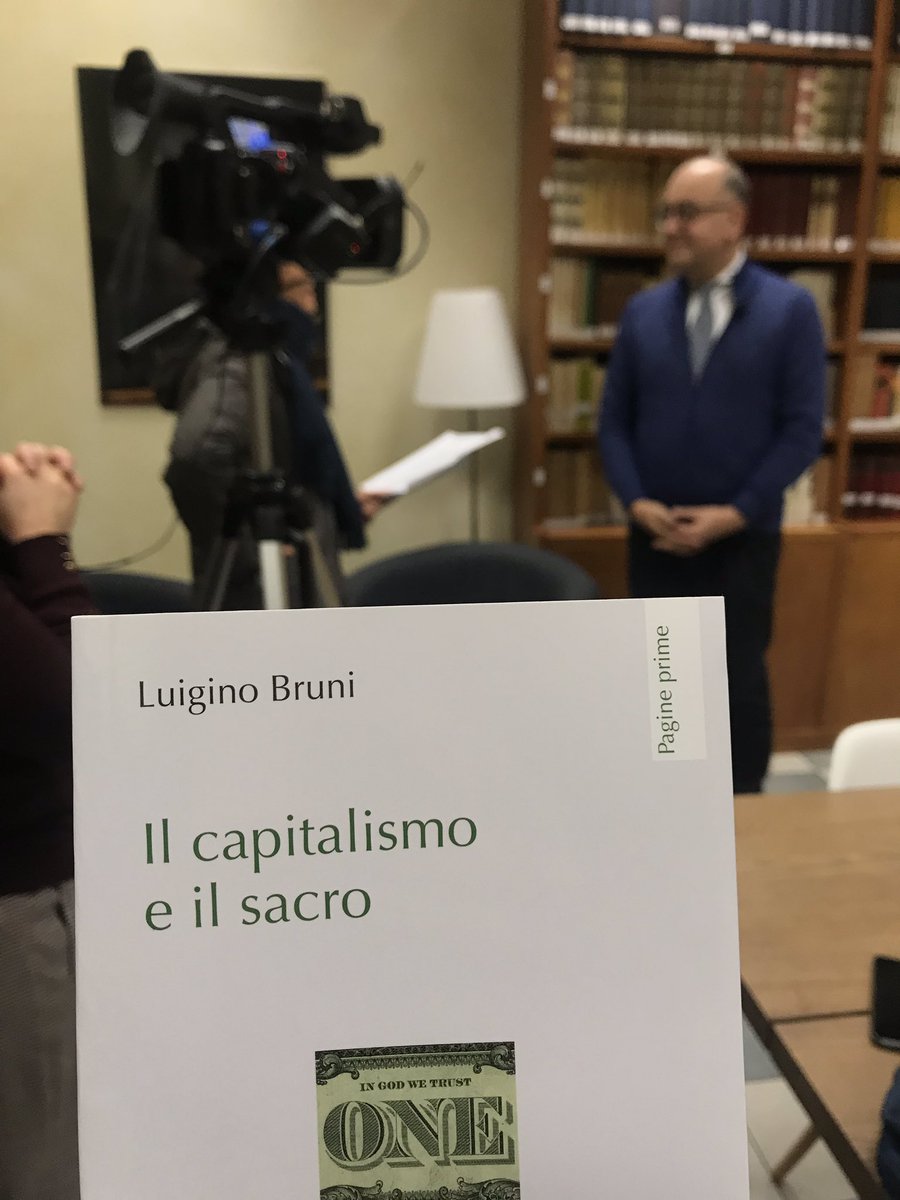 vitaepensiero's tweet photo. Il grano e la zizzania stanno insieme fino alla fine, così il capitalismo non è cattovo in sé, è attraversato però da varie tensioni...
Intervista in corso con @bruniluis in @Unicatt #augustinianum https://t.co/LzOqwn9vEf