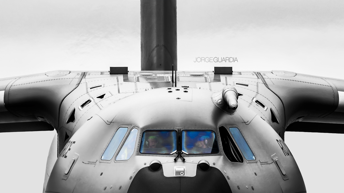 JorgeGuardia_'s tweet photo. 10 años de #A400M, y los que quedan. 
10 años de potencia, garra, y elegancia en vuelo. 
🔟🎂
@AirbusDefence https://t.co/VHWXC2odmo