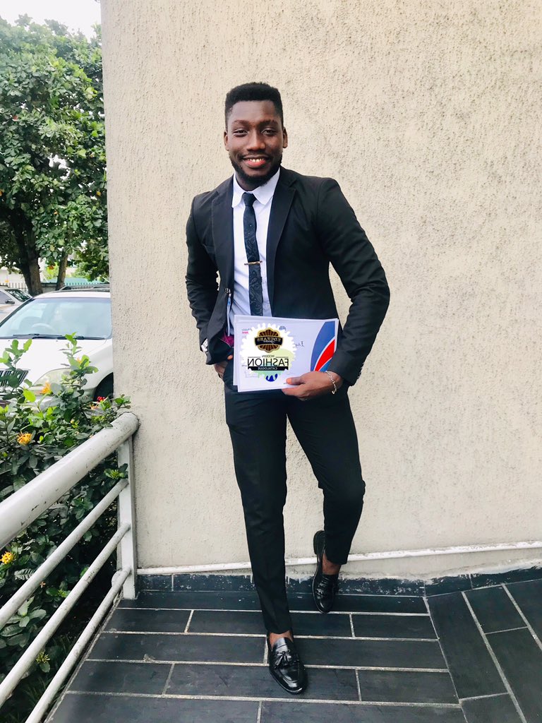 eduhandsome_'s tweet photo. 2019 gave a reason to #Pursue my #Dreams more. So therefore thereโs a whole lot to be #Thankful for.
Still a Certified #ChatteredManager ๐๐
Pls donโt forget to note that I will now be addressed as โMan. Mr Fabian IDIGOโ. To avoid hot slap ๐ ๐๐ https://t.co/GOzbIKxkJL