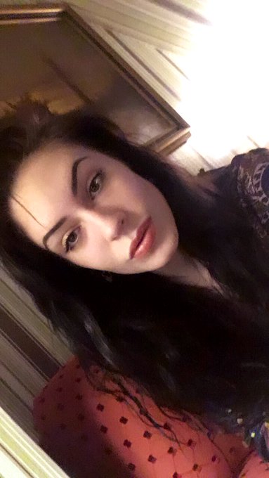 It me. Sorry you guys I&rsquo;ve been more active on Instagram lately https://t.co/XzPTlFwM3H