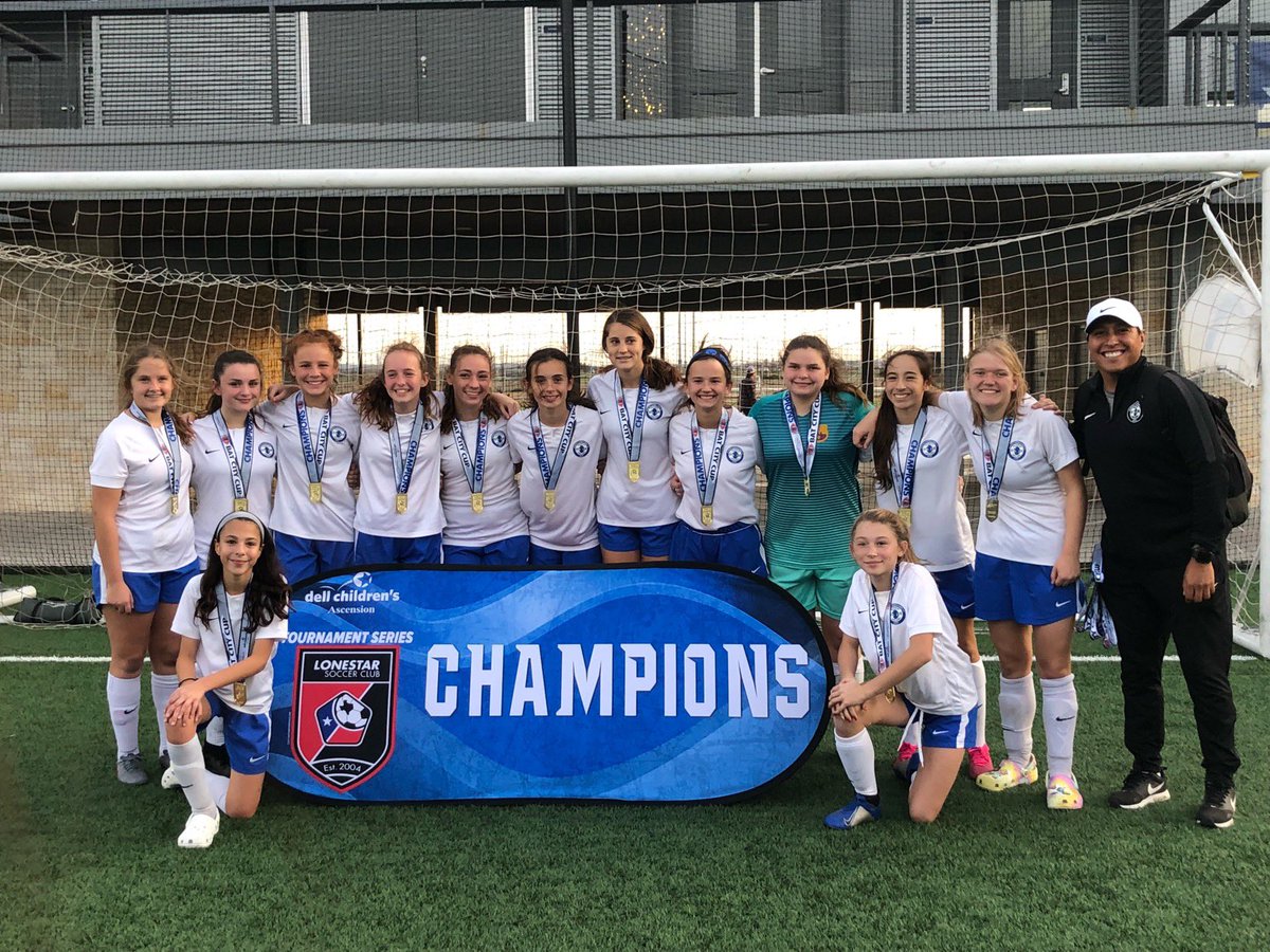 ahfcsw's tweet photo. What a great weekend for the 05/06G blue SW team for winning their bracket at the bat city tournament. https://t.co/4g4bvV4lOD