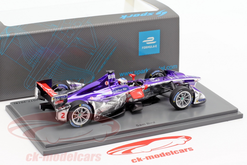 CkModelcars's tweet photo. Zwei neue #Modellautos / two new #modelcars scale 1:43 #miniatures by #Spark: #FormulaE #DS #VirginRacing #HongkongePrix #PuntaDesEsteePrix 2017/18 #Bird #Lynn scale 1:43 by #Spark visit https://t.co/y937RAJQxP 👍👍👍👍👍 https://t.co/CXM70nYkjL