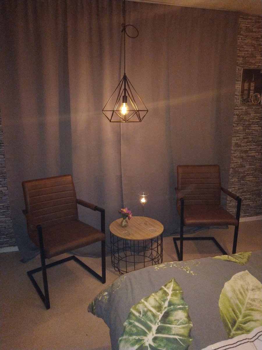 DepoorterSiegie's tweet photo. Tevreden met mijn eigen creatie en inrichting van onze slaap/zenkamer .
#intrieur #sleeproom #room https://t.co/XEduiosZdQ