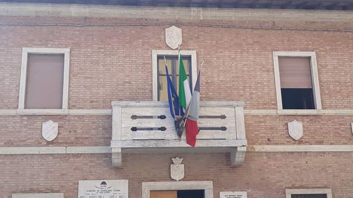 Concorso pubblico al Comune di #Rapolanoterme✍️ per un posto di Istruttore Direttivo Tecnico, categoria D e posizione economica D1, a tempo pieno e indeterminato. Domande aperte al 30 gennaio 2020 ➡️ bit.ly/Concorsoistrut….