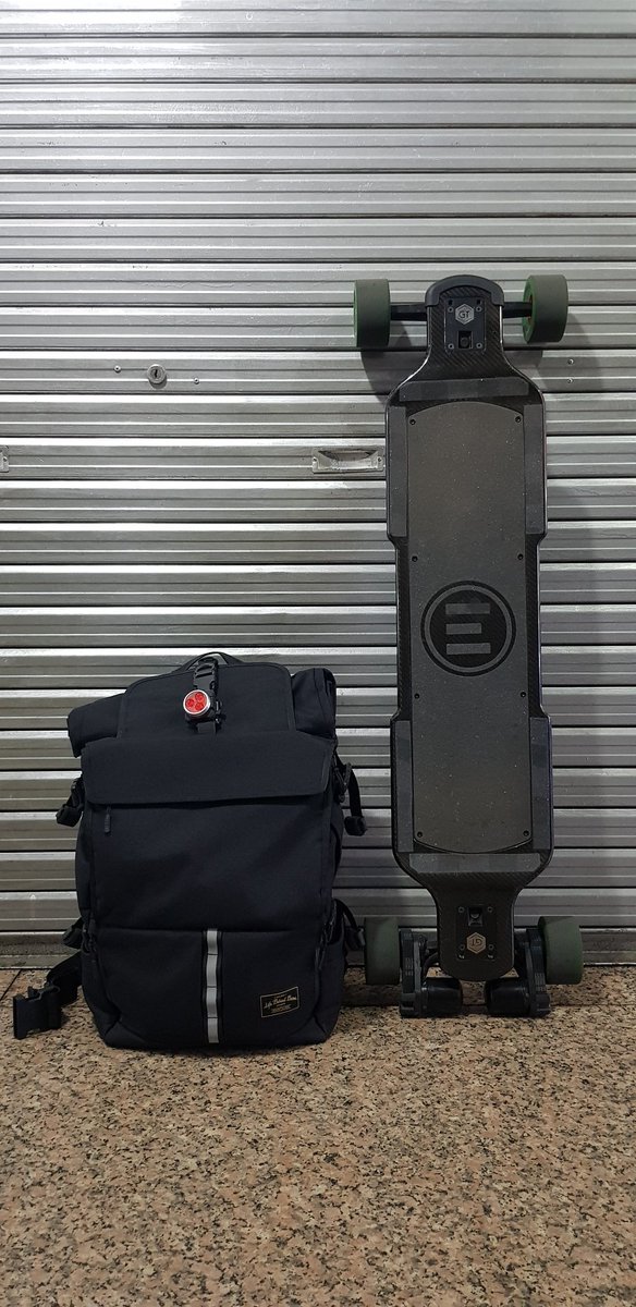 abbhied's tweet photo. WTS evolve skateboard carbon GT #fnfjb @evolveskateboard @FnFjb https://t.co/hqy72WPc3c