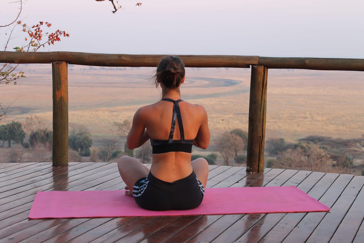 We'd love to take 5 minutes with this view! Or even better, a whole yoga retreat.
