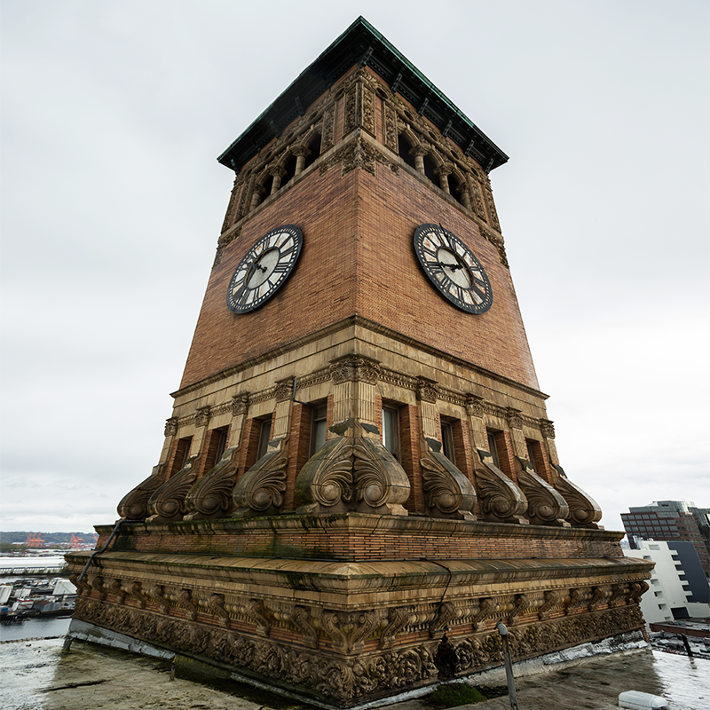 ochtacoma's tweet photo. #OldCityHall is a one of a kind building is a one of a kind building built during Tacoma’s own renaissance made to look like a 15/16th century castle or villa, such as the terra cotta embellishments, arched and rounded windows, lintels and the tower. PC: Grit city magazine https://t.co/4g4K5fjC1B