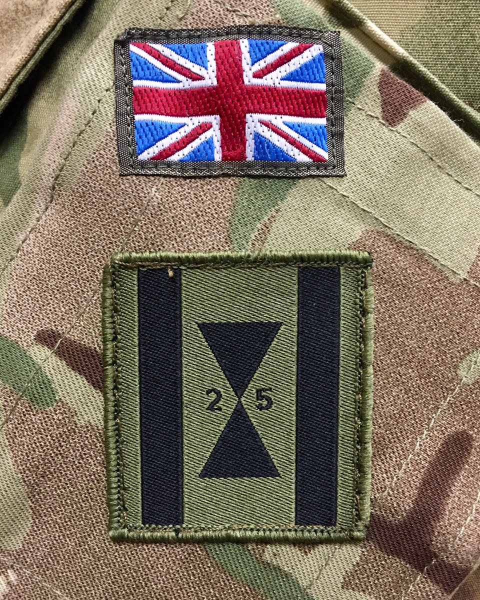 25CSEngrGp's tweet photo. @25CSEngrGp, a formation in its own right in 3 (UK) Div since Op BROADWAY last year, has just been issued its own formation badge, The DIABOLO. Presented to Commander 25 by GOC 3 Div yesterday. @22EngrRegt @21Engr @26EngineerRegt @RMonREM https://t.co/zdAsO8SKKS
