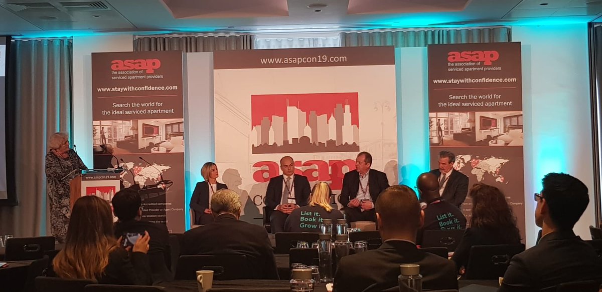 RoomspaceUKESPT's tweet photo. Thx to Charlie McCrow @TheAptmtService Andrew Scott @dwellworks Claire Barrie @BridgeStreetApt Paul Blahuta for the gr8 session @ASAPThe #asapconvention #asapcon19 #servicedapartment https://t.co/tKReRmpz7Q