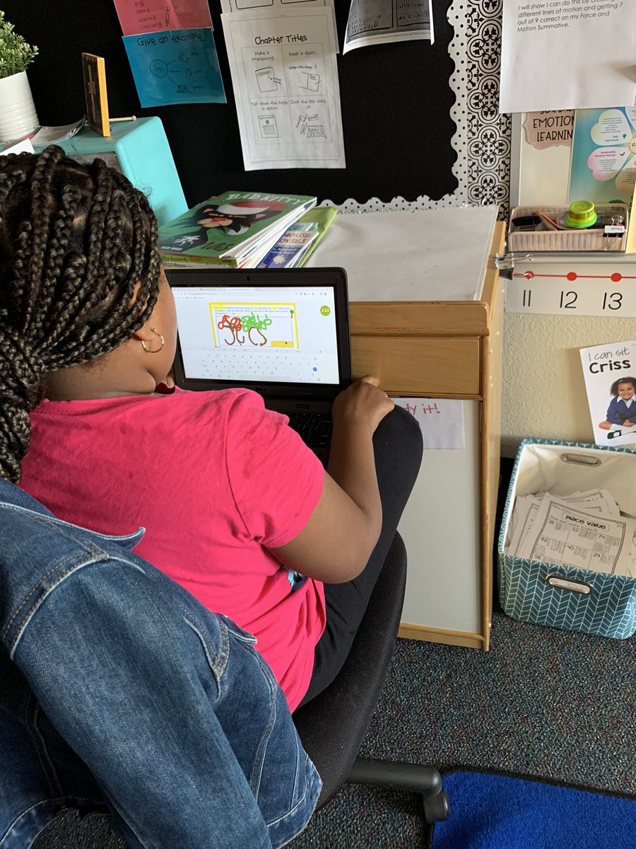 MartininFirst's tweet photo. Diving right in to Peardeck this afternoon! Thanks @1274Jillian for teaching us in PLC this morning!🍐☺️ #resunique https://t.co/u2f2PIgjHi