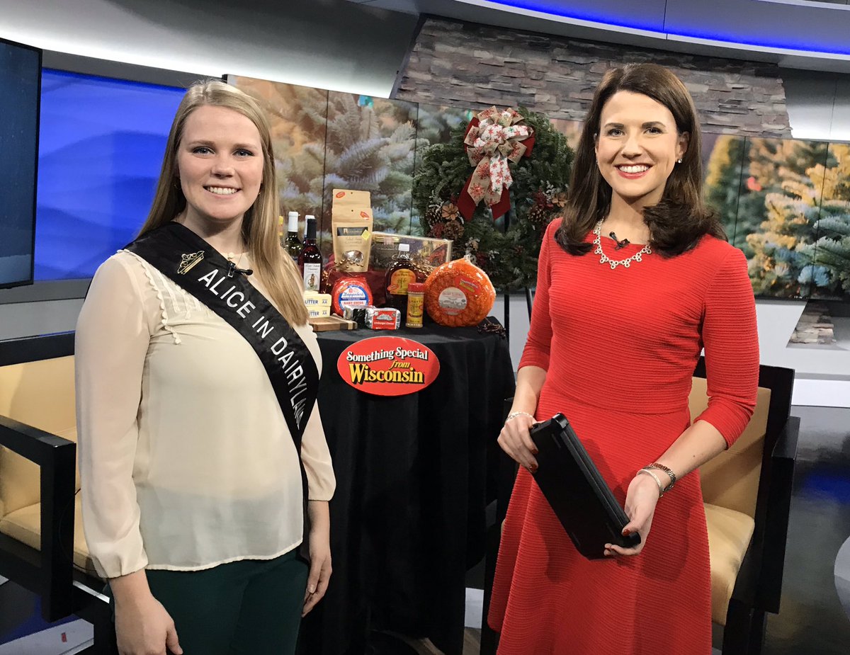 Sharing the <a href="/WIssfw/">WIssfw</a> love with <a href="/WISN12News/">WISN 12 NEWS</a> and host Adrienne!

Thank you for having me on this morning, happy shopping!

#Wisconsin #Holiday #Gifts
