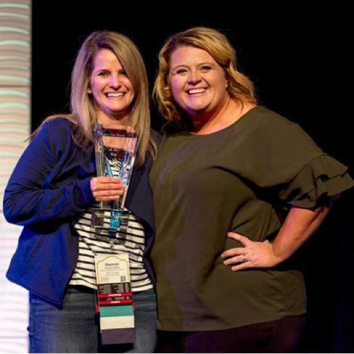 #HVAC news: <a href="/ServiceWorldXpo/">Service World Expo©</a> officials awarded Shannon Bartlett of Bartlett Heating and Cooling with the 2019 Woman #Contractor of the Year award. fal.cn/35yvc
