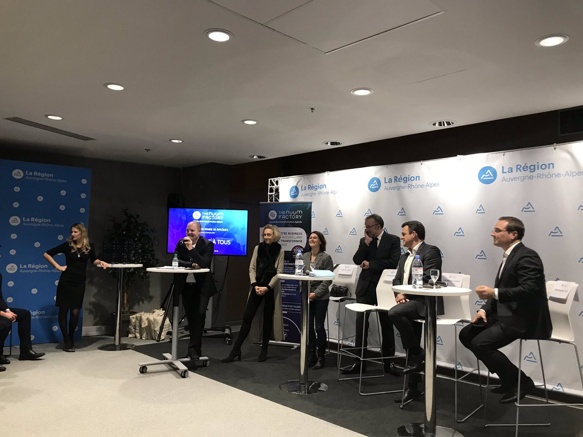 ρнιℓιρρє 乙умєк tweet media