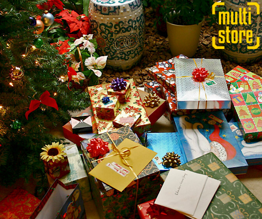 Multistore3's tweet photo. A self storage unit is perfect for when you are trying to hide a present from a special someone 🎁👀

With our range of unit sizes you won’t have to worry about hiding presents of any size! 

#selfstorageguildford #selfstoragealdershot #multistore https://t.co/BDTXo9MHnZ