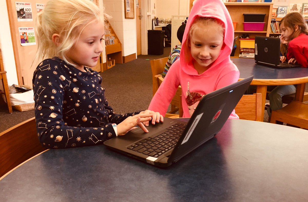 MNSDTandL's tweet image. 📸 Elementary 👩‍💻coders👨‍💻 across @MarpleNewtownSD are exploring machine learning and the ethical use of AI during @hourofcode this #CSEdWeek 🤖🐠 #CSinPA #HourOfCodeinPA @worrall_mnsd @culbertson_mnsd @Loomis_mnsd @Russell_mnsd