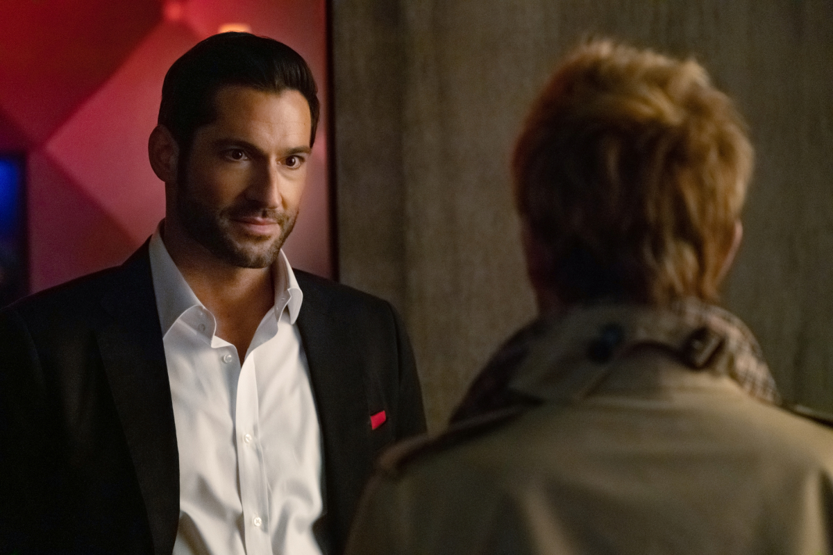 KSiteTV's tweet photo. #CrisisOnInfiniteEarths: Now that Part 3 has aired, The CW has released some additional photos, including some with @tomellis17 as #Lucifer! (Yeah, we figured all along that he was lying!) See them HERE:  https://t.co/bnxTX6EXMh https://t.co/F61aaWgBrs