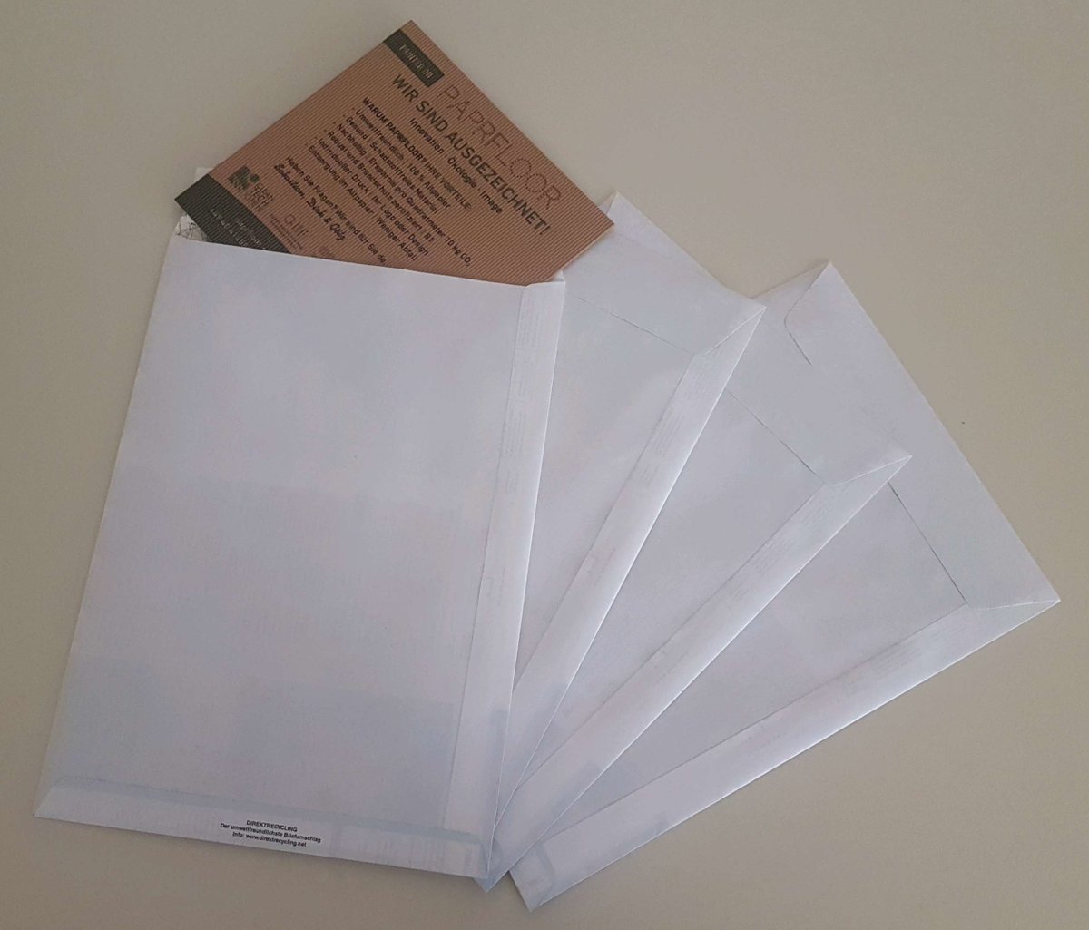 #mail
again samples go out to interested #fair builders #architects #interior decorators
#paprfloor the #paperfloor
#Sustainable #Flooring