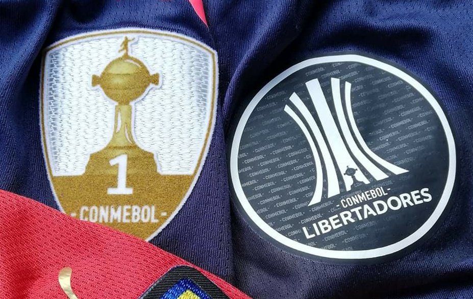 Parche Copa Libertadores 2019 marca agua. Muy pocos.
Se puede agregar el de 1 o 4 o 6 o 7 copitas.