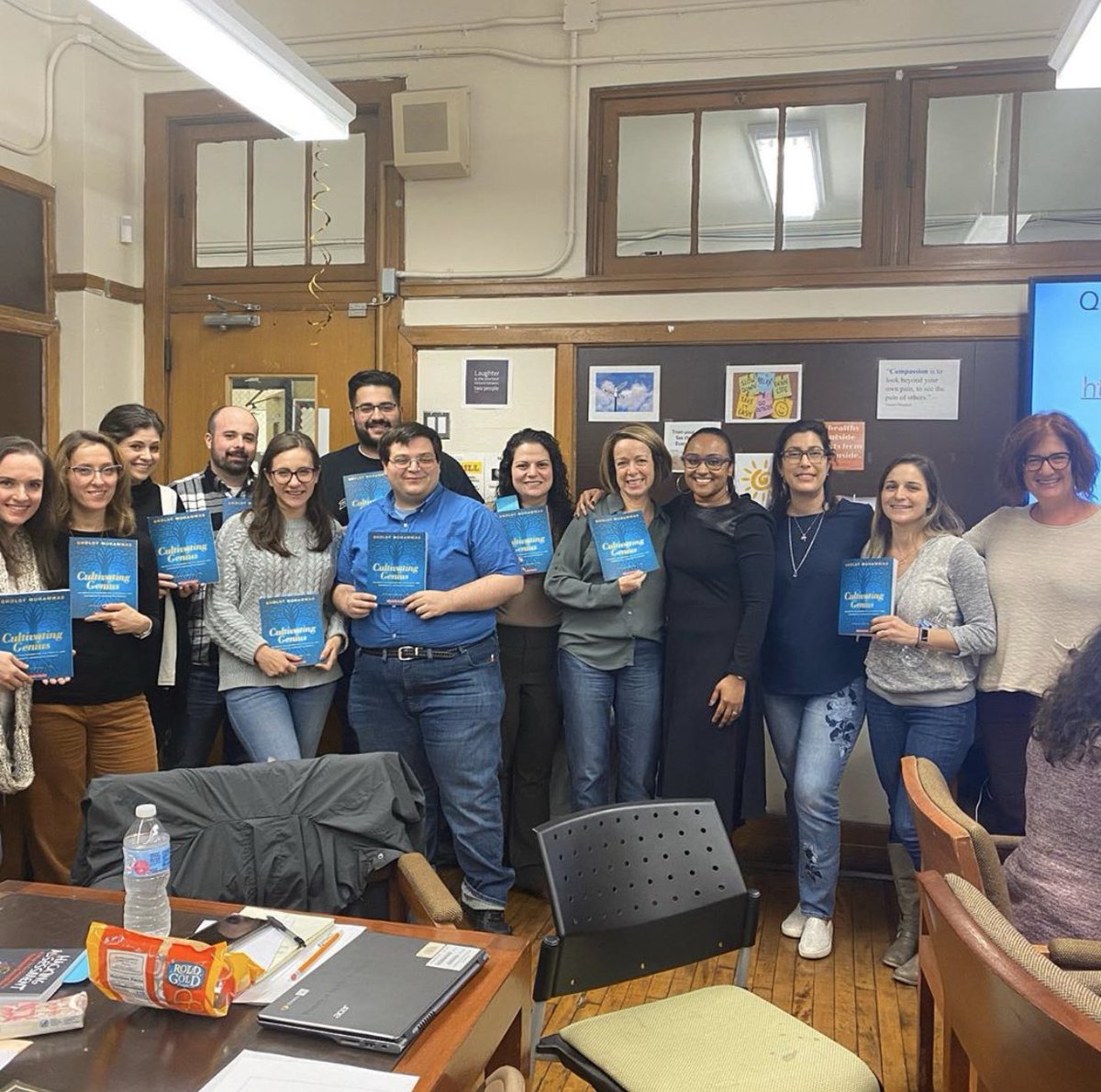 Very excited to have been a part of <a href="/GholdyM/">Gholdy Muhammad</a> ‘s workshop on #CRSE ! It was great to learn with educators and administrators and I am thankful for a copy of Dr. Muhammad’s new book #CultivatingGenius ! Thank you for the opportunity <a href="/SITech_HS/">Staten Island Tech</a> <a href="/Erlenwein/">Mark Erlenwein</a> [📷 from <a href="/KFusaroPizzo/">Kristen Fusaro-Pizzo (she/her)</a>]