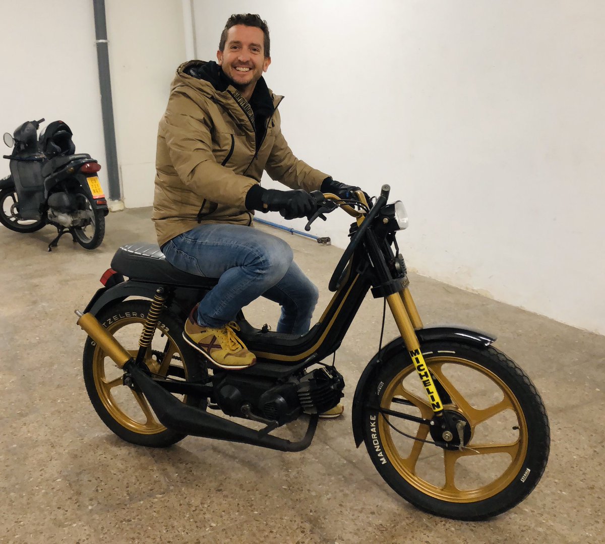 mowly75's tweet photo. “Remember when”....Derbi Variant America , restaurada pel manetes del meu pare! Quants records! 😜😜#derbivariant https://t.co/iHuj1G5k0R