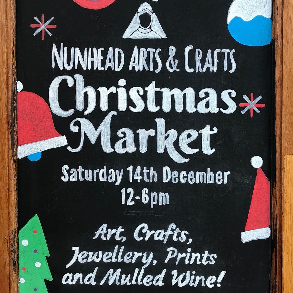 ArtsNetworkLDN's tweet photo. This Saturday we will be at @suttonsradio for their Christmas Market held by @nhdartandcrafts 🎄🌌

 We will be selling amazing arts and crafts made by our members here at Arts Network. So if your stuck for ideas for presents make sure to stop by! 😁🎁 https://t.co/Y038uMR4VH