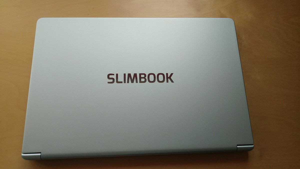miguel_a_galan's tweet image. Por fin ya está aquí!!! 
Impresionante en directo el SLIMBOOK PROX.

Ya soy &quot;linuxero de PRO-X&quot; 😀
@linuxmint

Gracias @SlimbookEs 

Ahora a sacarle todo el provecho posible!