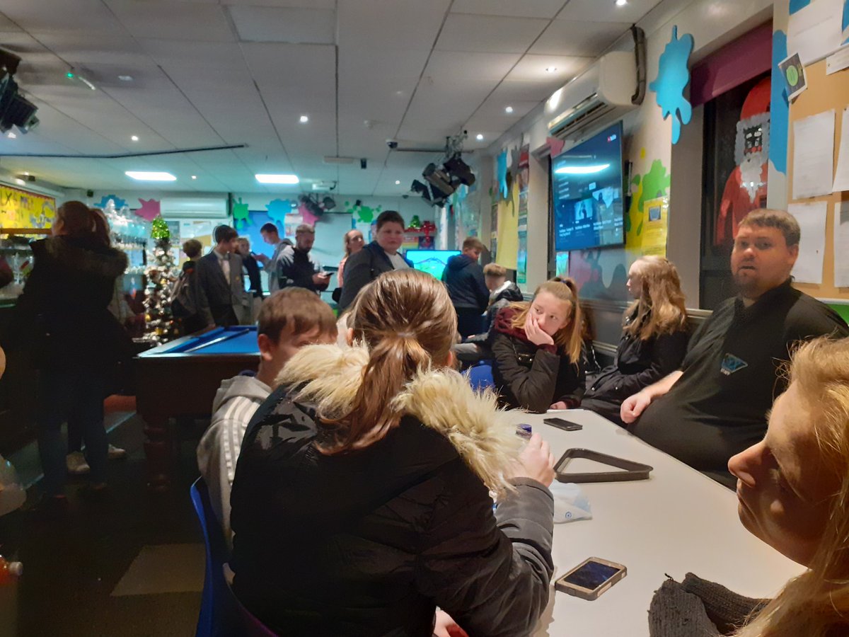 SilxTeen's tweet photo. Very busy night tonight with over 50 attending the session! #busyyouthprovision #busyproject #partnershipwork https://t.co/Fr5XfiAobE