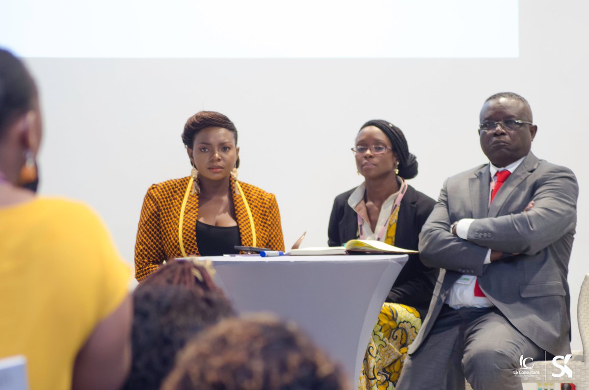 LeConsultantRdc's tweet photo. Après Dakar, Abidjan, Kinshasa était fière de recevoir le Forum Les Héroïnes du magazine Jeune Afrique ce mardi 10.12.2019 au Salon Congo du Pullman Hotel. Le Consultant était honoré de participer en tant que maître de cérémonie du forum et modérateur des ateliers "Meet the boss" https://t.co/kOu7JpeKNV