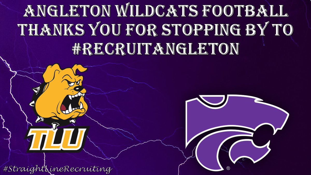 PurpleReignFB's tweet image. Thank you to @Coach_JoFo and @TLU_Football for stopping by to #RecruitAngleton today! #StraightLineRecruiting #PurpleReign